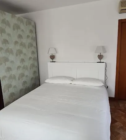 La Loggia E Il Castello Apartman