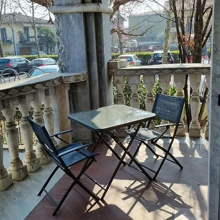 Apartman La Loggia E Il Castello *